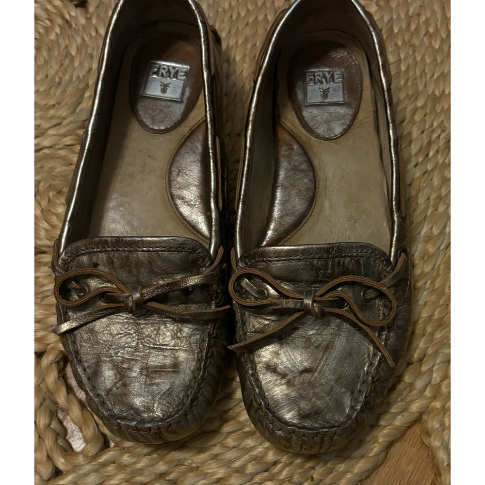 Frye Metallic Regan Campus Driver Leather Moccasin Loafer NWOT Shoe Size 9